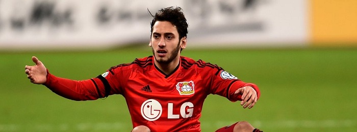 Vertragsstreit: Fifa ermittelt wegen früheren Calhanoglu-Wechsels